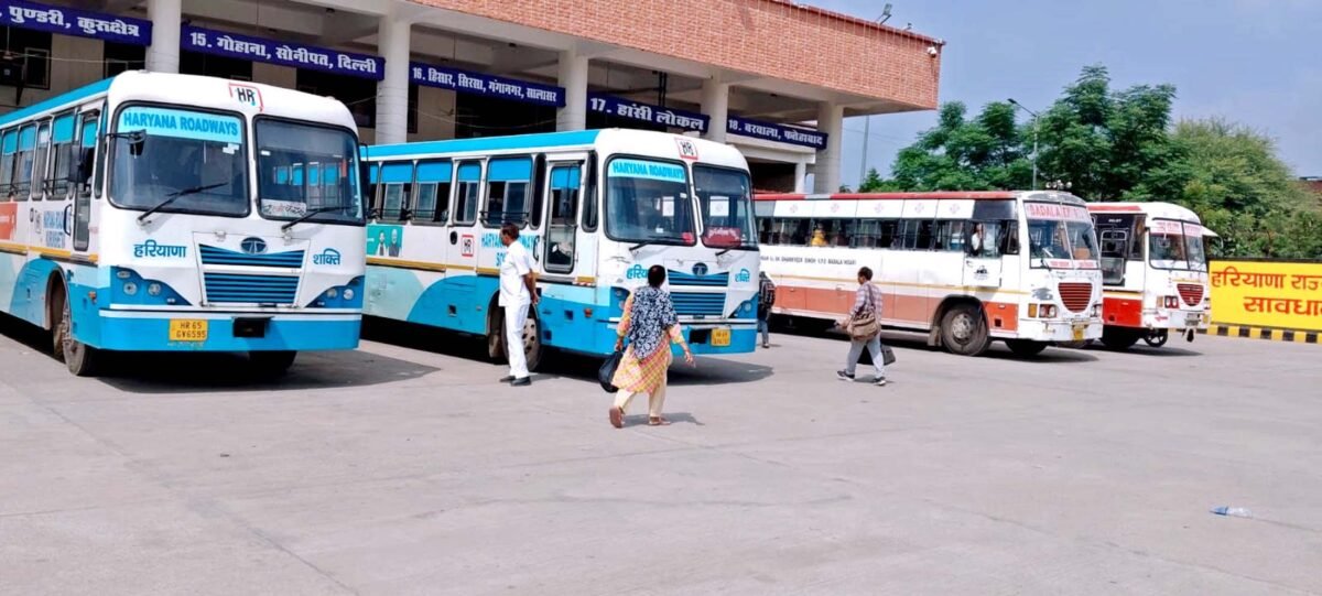 Haryana roadways Jind to Delhi via Greenfield Highway bus stopped 